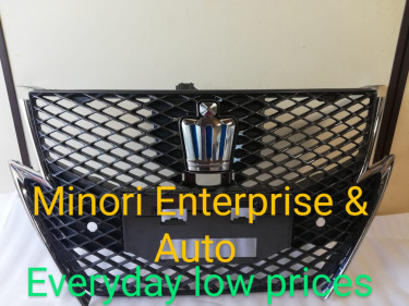 Toyota Crown Athlete Genuine Front Grill 