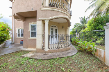 2 Bedroom Apartment For Rent In Bogue Montego Bay 