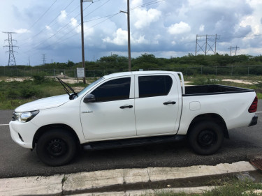 2022 Toyota Hilux