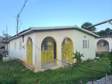 4 Bedroom 2 Bath House For Sale