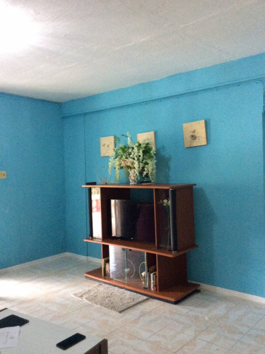 Un-Furnished 2 Bedroom, 1 Bathroom House For Rent