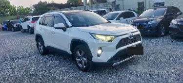 TOYOTA RAV4 2020