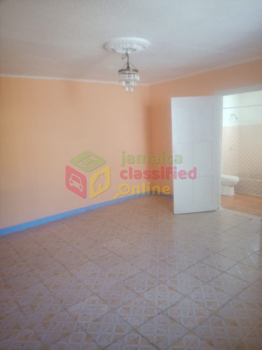2 Bedroom Apartment In Green Park, Trelawny  
