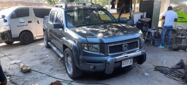 2008 HONDA RIDGELINE 