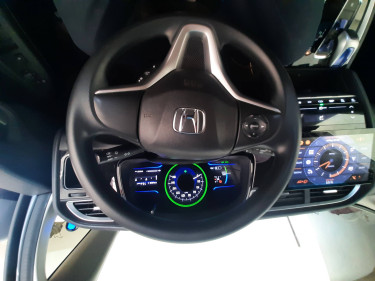 Honda Fit Shuttle 2017   (1.7M)