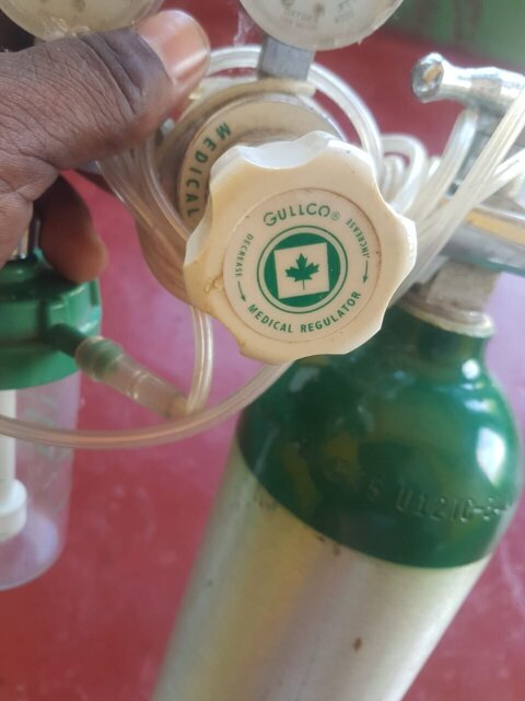 Oxygen Cylinder With Gauge