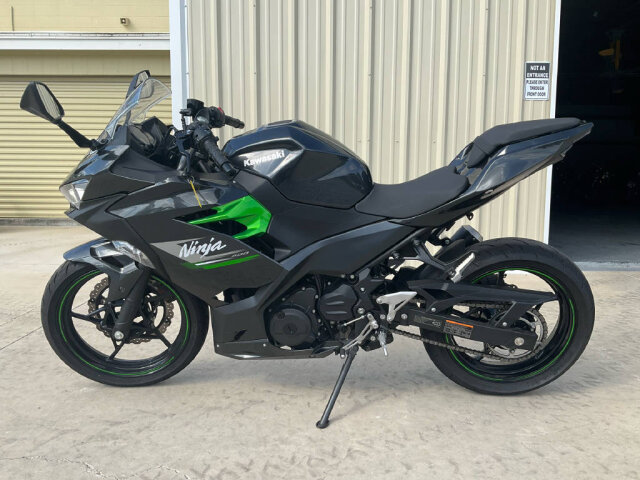 2023 Kawasaki Ninja 400