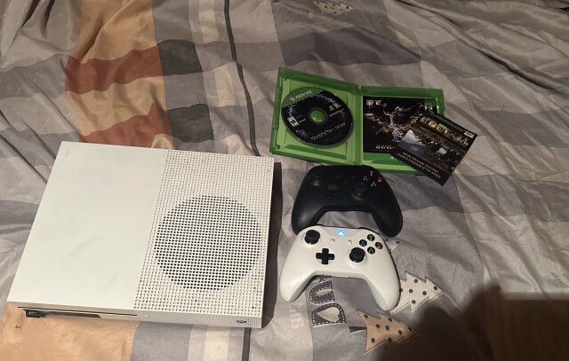 Xbox One S
