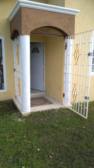 Entire 2 Bedroom House Available For Rent