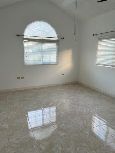 2 Bedroom House For Rent At Caymanas Estate