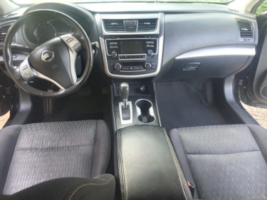 2017 Nissan Altima 