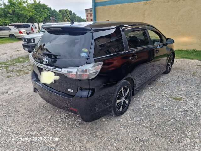 2017 Toyota Wish