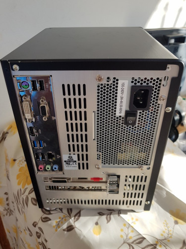 MINI GAMING PC GTX 1050TI