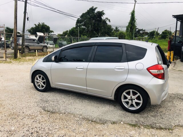 2012 HONDA FIT