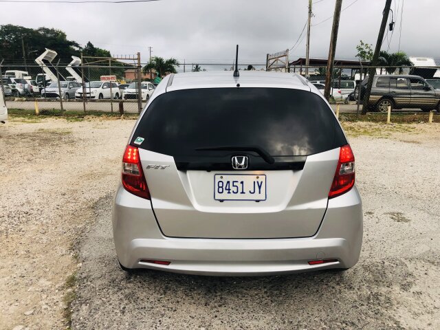 2012 HONDA FIT