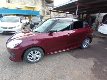 2019 Suzuki Swift (Manual)