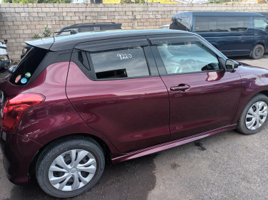 2019 Suzuki Swift (Manual)