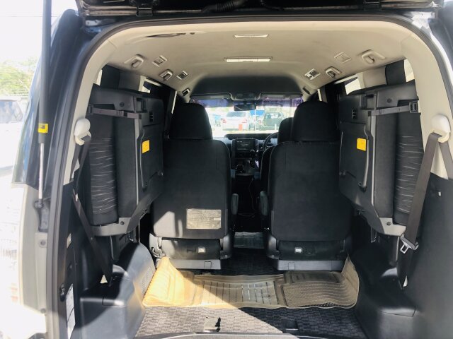 2012 TOYOTA VOXY