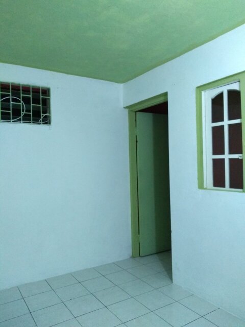 1 Bedroom/own Bathroom/shared Kitchen