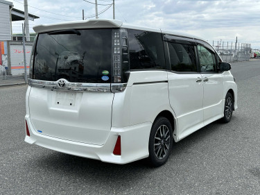 2017 Toyota Voxy ZS Motor Vehicle 