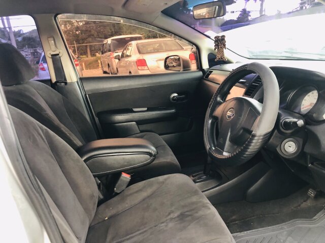 2011 NISSAN TIDA