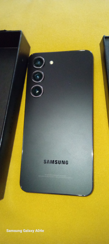BRAND NEW Samsung S23
