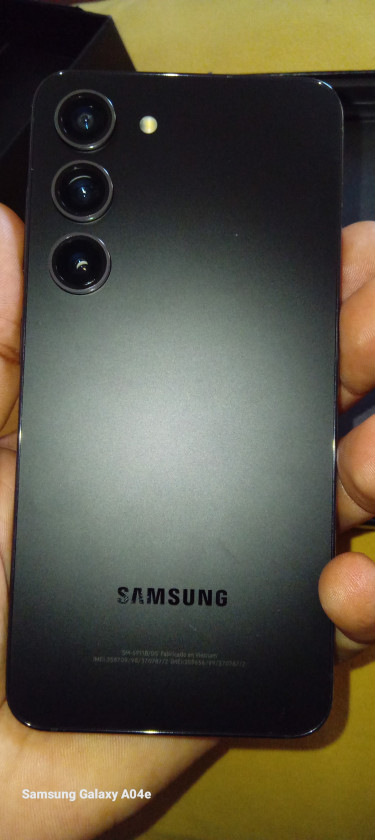 BRAND NEW Samsung S23