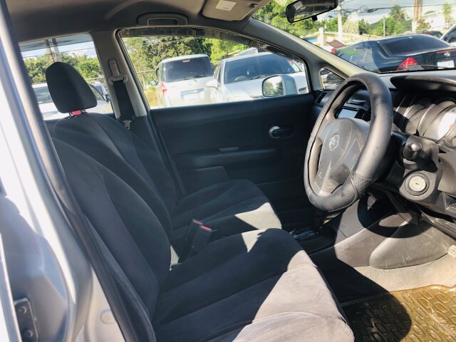 2011 NISSAN TIDA
