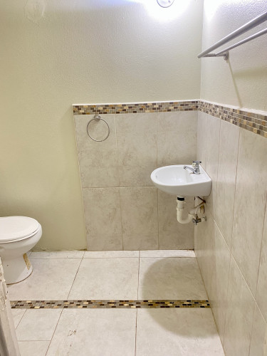 1 Bedroom Studio Apt(LIGHT,WATER ,DIGICEL INTERNET