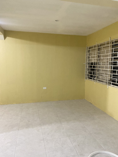 1 Bedroom Studio Apt(LIGHT,WATER ,DIGICEL INTERNET