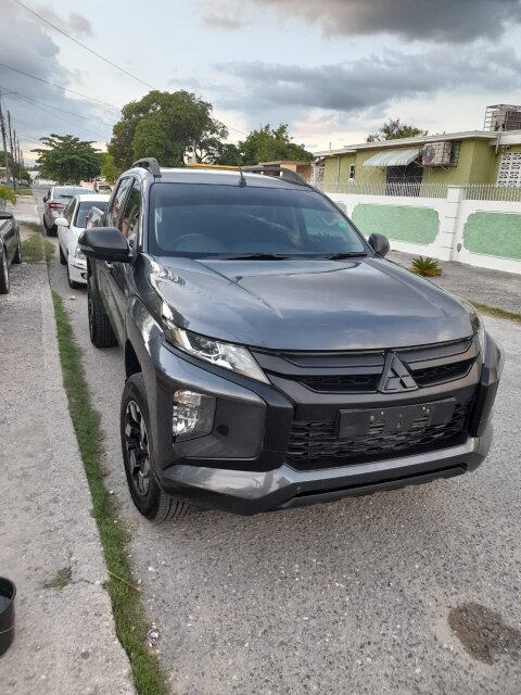 2021 Mitsubishi L200