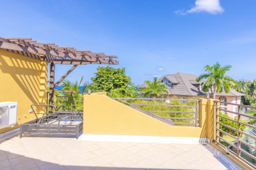 3 Bedroom Apartment For Sale, Crystal Cove,St Ann