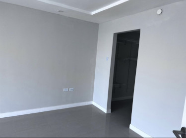 1 Bedroom, 2 Bathrooms Apartment 