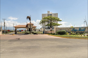 1 Bedroom, 2 Bathrooms Apartment 