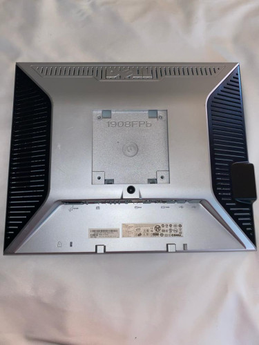 Monitor 19