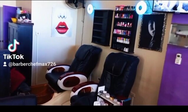 Hairstylist,nail Booth & Private Room 1 WEEK FREE Shops & Booths Cedar Crest Plaza Portmore
