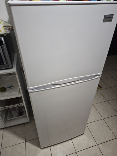 Mastertech 11.5 Cubic Ft Refrigerator