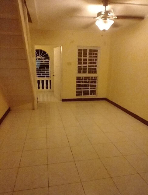 4 Bedroom Town House