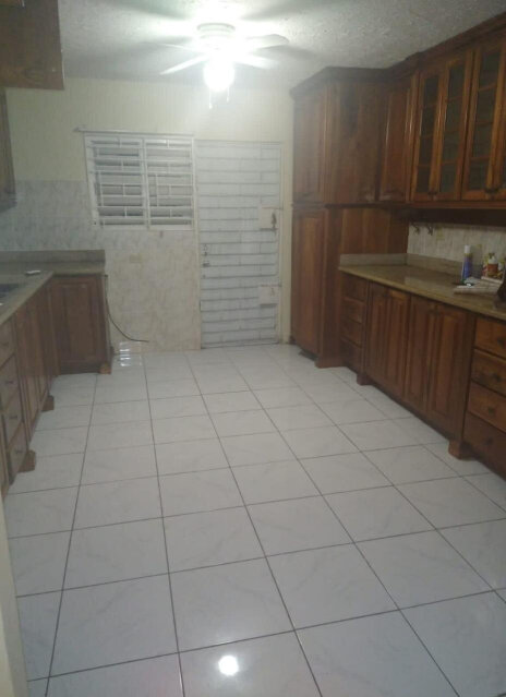4 Bedroom Town House