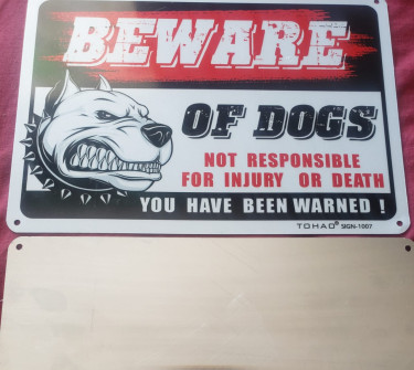 DOG WARNING SIGNS. METAL 