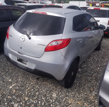 MAZDA DEMIO 2013