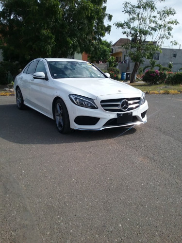 FOR SALE 2017 BENZ C200 AMG LINE