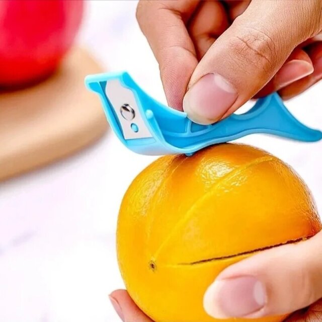 Fruit/Vegetable Peeler Knife..