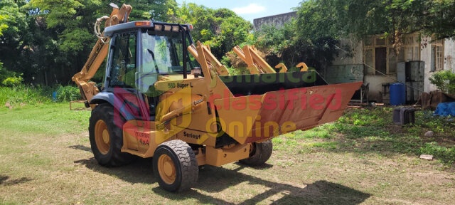 Case Backhoe 580 Super L(negotiable)