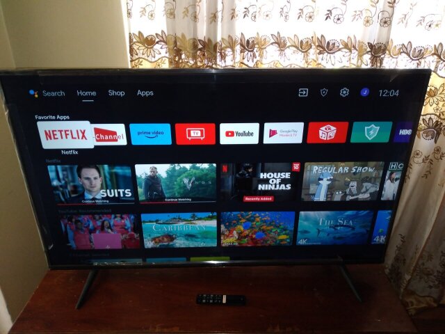TCL TV 50 INCHES