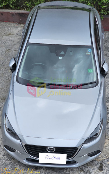 2017 MAZDA AXELA New Shape