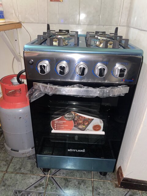 22 Inch Stove Used Only Three Times Still New