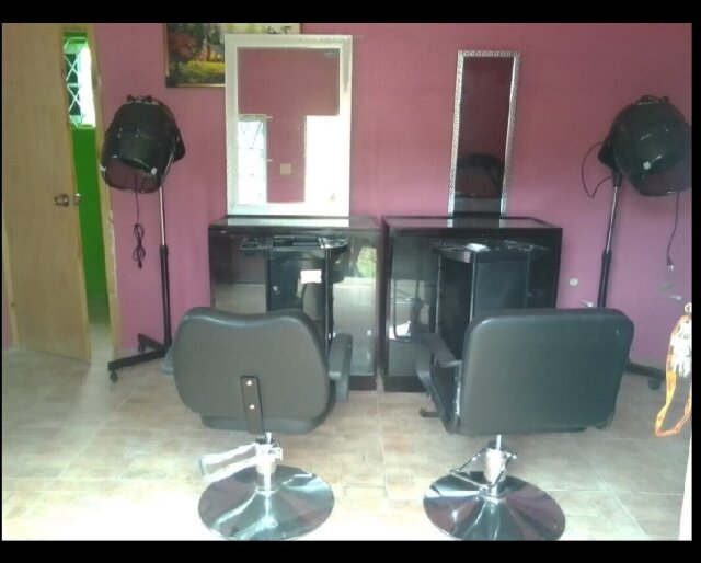 (Two Station) Beauty Salon For Rent.