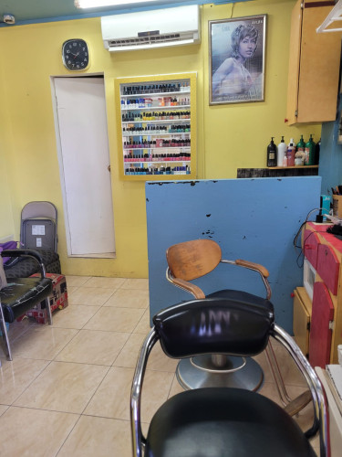 Hair Station In Shop #9 - Port Henderson
