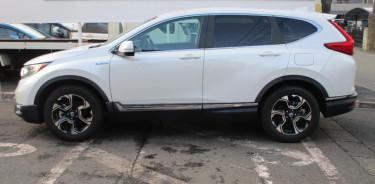 2019 HONDA  HYBRID CRV  (NEW IMPORT)